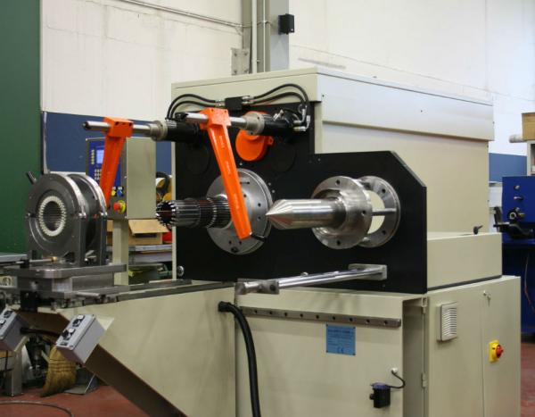 Inseritore di matasse